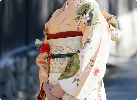 たくさんの依頼に支えられて、買取実績10,000件突破致しました